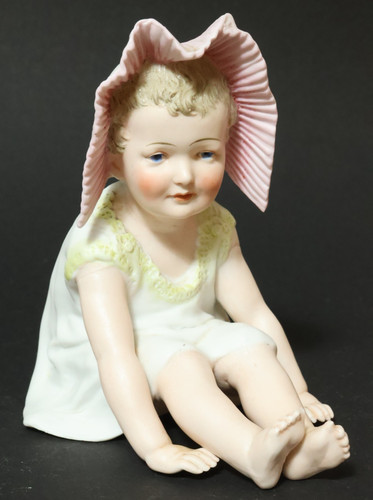 Vecchia figura bambino in - vecchia,