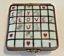 LIMOGES IMPORTS FIGURINA