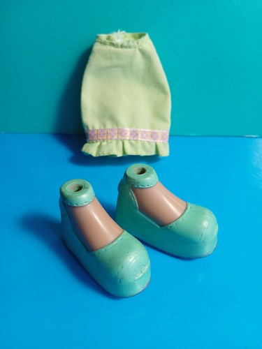 Bratz doll mga flaunt - "bratz, mga,"flaunt