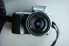 Kit fotocamera mirrorless Sony