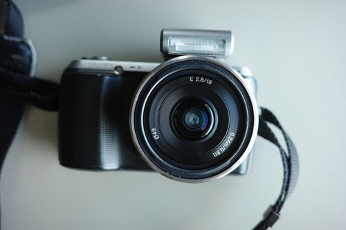 Kit fotocamera mirrorless sony - kit,