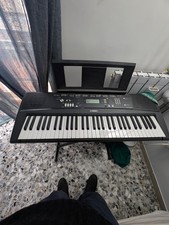 tastiera musicale yamaha Ez220