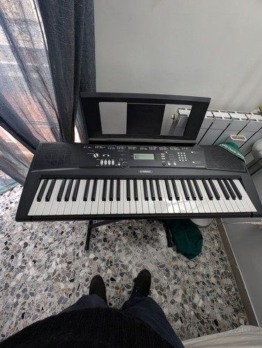 Tastiera musicale yamaha ez220 - yamaha,