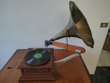 Grammofono vintage assemblato