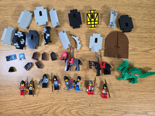 Lego castle knight minifigure - knight,