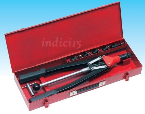 Rivettatrice cnx65 con - rivettatrice,