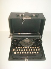 MACCHINA DA SCRIVERE PORTABLE  ANTICA E RARA D'EPOCA - UNDERWOOD BANK ANNO 1918