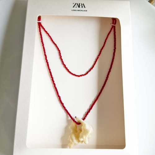 Collana lunga con - , ciondolo