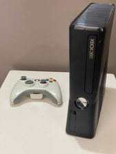 Microsoft Xbox 360 Slim 4GB