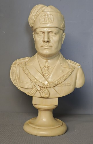 Busto benito mussolini - di,
