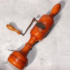 Strumento manovella legno