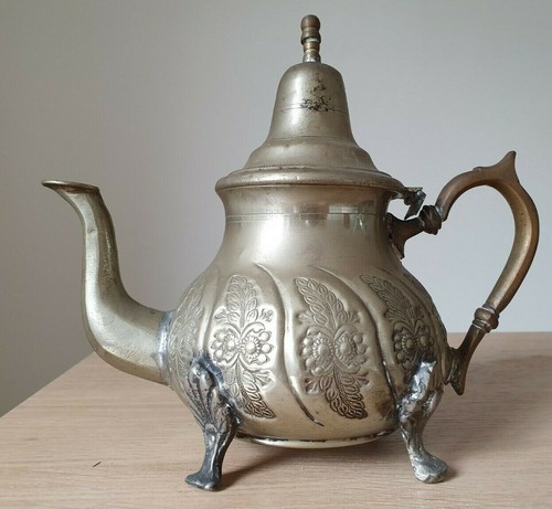Antica teiera metallo con - in,
