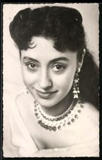 Cartolina Caterina Valente con orecchini 