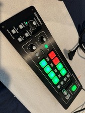 Roland V-1HD Interruttore