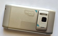 Nokia N8-00 - 16 GB - smartphone argento (senza SIM-lock) come nuovo