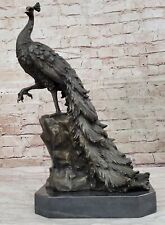 Scultura Di Uccello Pavone