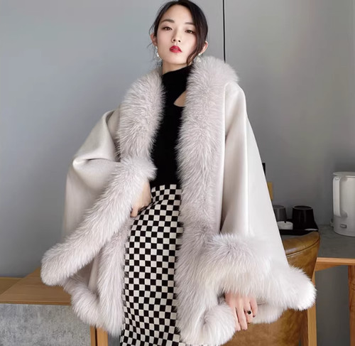 Poncho mantello vero cashmere