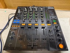 Pioneer DJM-800 Mixer DJ