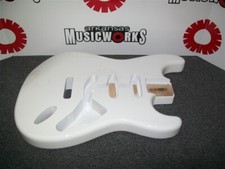 NUOVO Allparts Fender Licensed