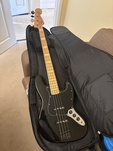 Basso jazz squier fender - basso,