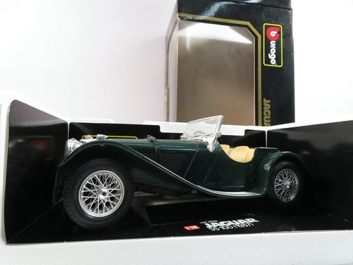 Bburago 3006 jaguar - 1:18, ss
