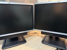 Set 2 Monitor HP Compaq