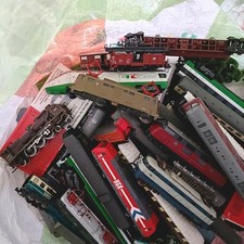 40 treni/locomotive/carrozze