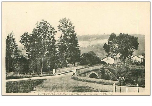 55.TRONVILLE-EN-BARROIS.n°679
