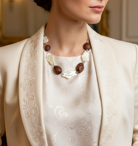Collana vintage in semi - in,