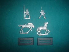 BRETONNIANS KNIGHTS 1 (Lotto di 2 miniature a cavallo)