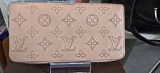 Louis Vuitton Mahina