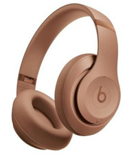 Beats Studio Pro x Kim