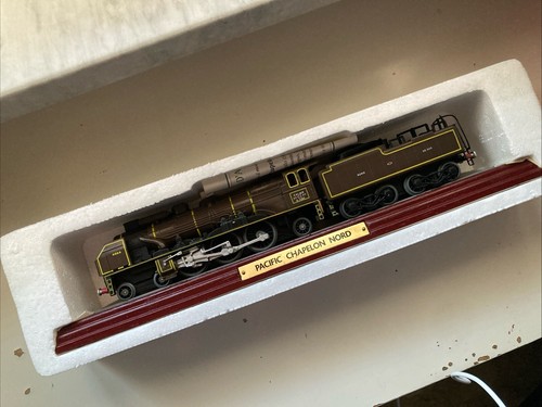 Miniatura treno agostini - treno,