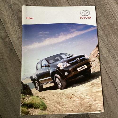 Toyota hilux pickup gennaio - toyota,