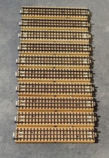 Marklin binari dritti con terza rotaia. Buone condizioni. Prezzo per 1 binario.