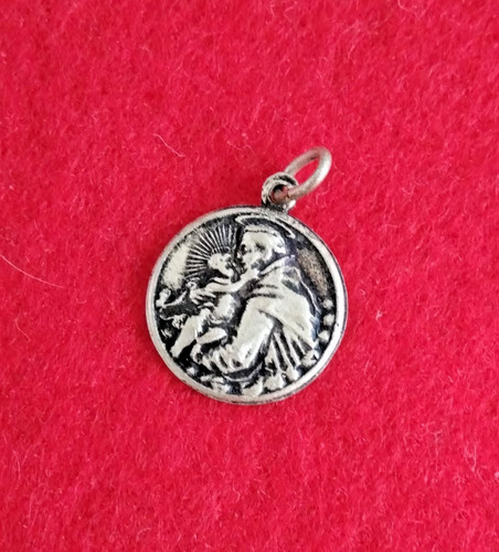 147 antica medaglietta - 147),