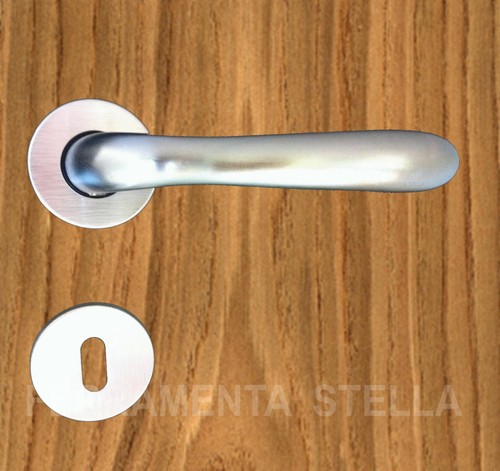 Coppia maniglia con rosetta - maniglia,