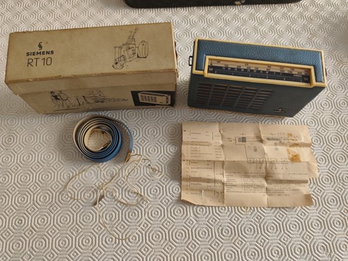 Vintage transistor radio - vintage,