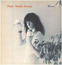 Patti Smith Group Wave INSERT INCL. NEAR MINT Arista Vinyl LP