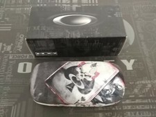 Oakley Las Vegas custodia