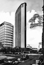 Cartolina Milano Via Pirelli auto Bar La Gazzella 1958