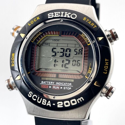 Orologio subacqueo digitale