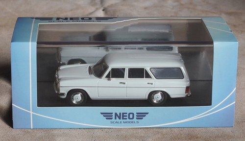 Mercedes w115 binz - 1:43,