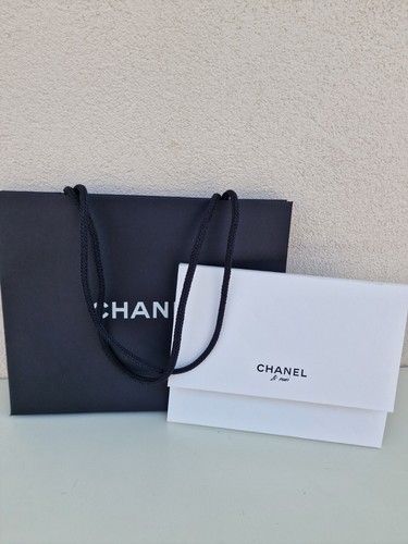 Chanel moi mini booklet - chanel,