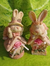 COPPIA 2 CONIGLI SALVADANAIO IN RESINA GADGET LINDT CIOCCOLATINI DA COLLEZIONE