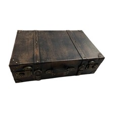 Valigia antica, baule del