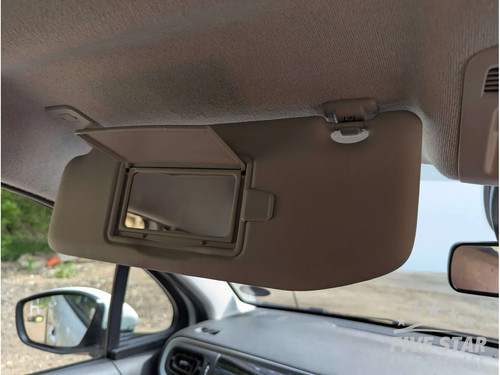 Visiera parasole anteriore