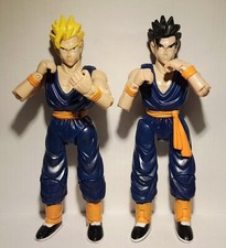 VENDO N°2 PERSONAGGI DRAGON BALL ALTEZZA 13 CM. 