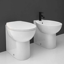 Sanitari a terra filo parete