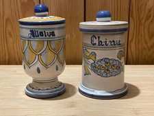 Coppia di vasetti in ceramica